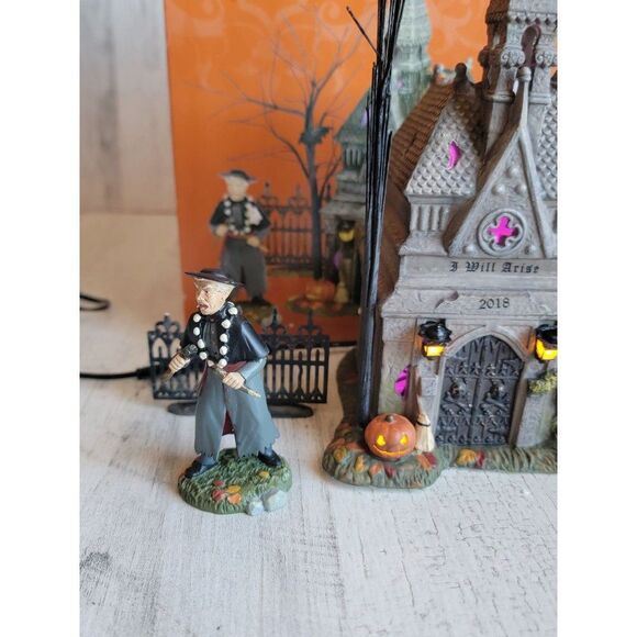 Dept 56 6002304 Rest in peace 2018 Halloween Village accessory - Picture 3 of 9